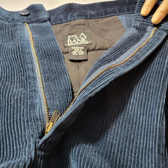 J A Banks VTG Corduroy Pleated Front Navy Blue Size W36/L30 Pants - Picture 6 of 9